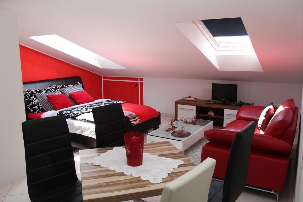 Apartments Villa Lili Umag Ruang foto