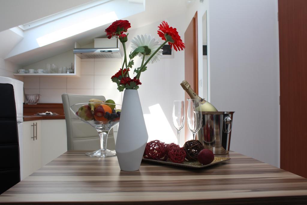 Apartments Villa Lili Umag Ruang foto