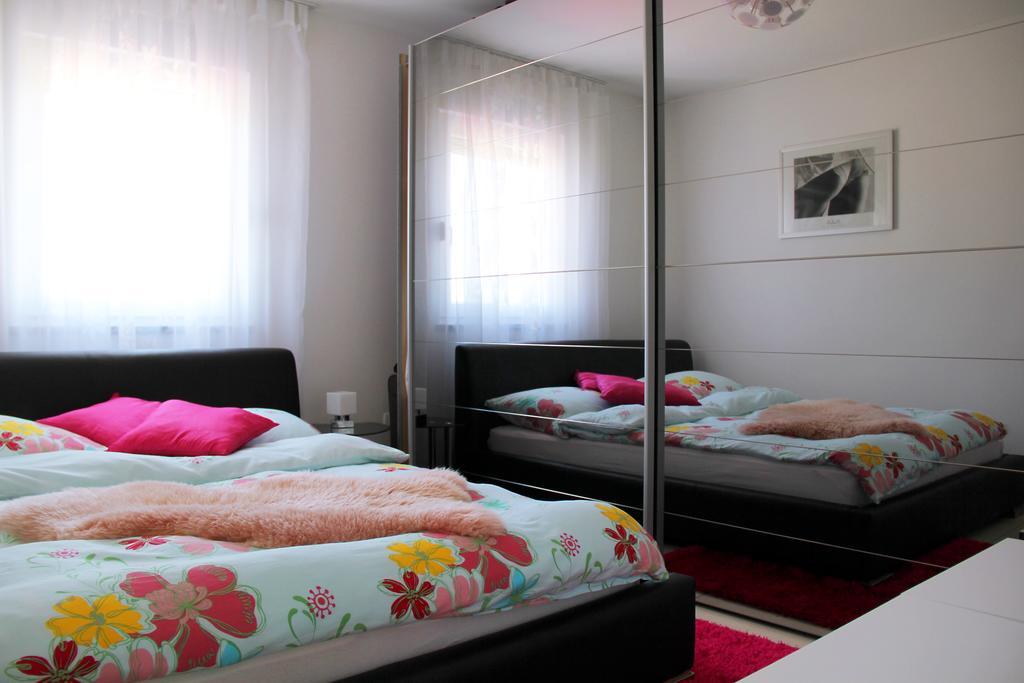 Apartments Villa Lili Umag Ruang foto
